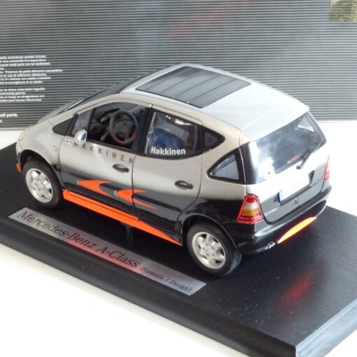 Maisto 1:18 Werbemodell B66005229 Mercedes Benz A-Class Formula 1 in OVP EX3229 – Bild 5