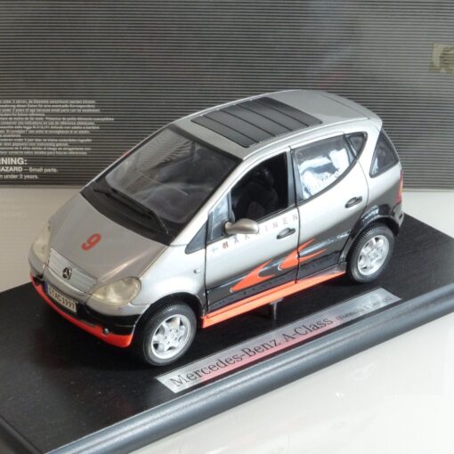 Maisto 1:18 Werbemodell B66005229 Mercedes Benz A-Class Formula 1 in OVP EX3229