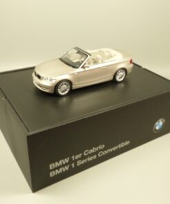 Minichamps 1:43 80420427036 BMW 1er Cabrio E88 metallic in Box EX8558