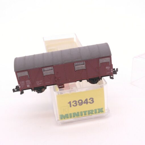 Minitrix N 13943 gedeckter Güterwagen der DB in OVP RT5871