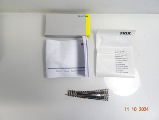 Minitrix N 14938 Weiche links R4 15° Neu in OVP CK3383