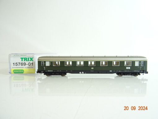 Minitrix N 15769-01 Personenwagen 1. Klasse der DB in OVP PR2792