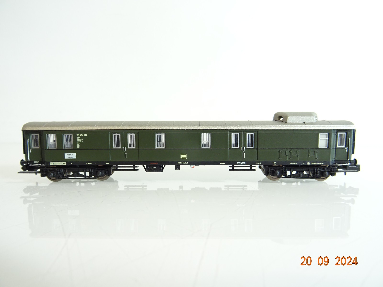 Minitrix N 15769-20 Gepäckwagen der DB in OVP PR2795 – Bild 3