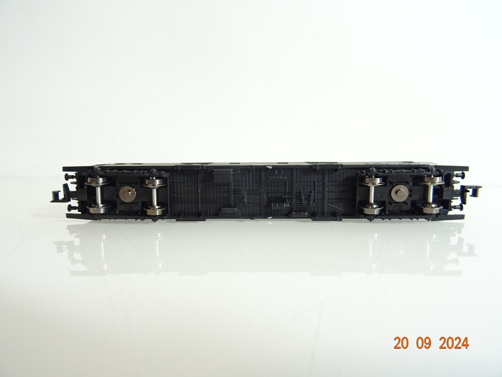 Minitrix N 15769-20 Gepäckwagen der DB in OVP PR2795 – Bild 4