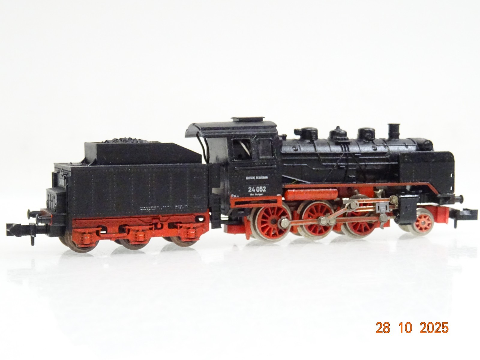 Minitrix N 2028 Dampflok BR 24 052 der DB JL3855 o. – Bild 3
