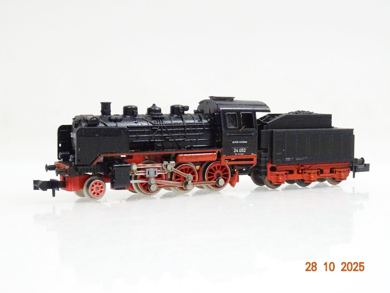 Minitrix N 2028 Dampflok BR 24 052 der DB JL3855 o.
