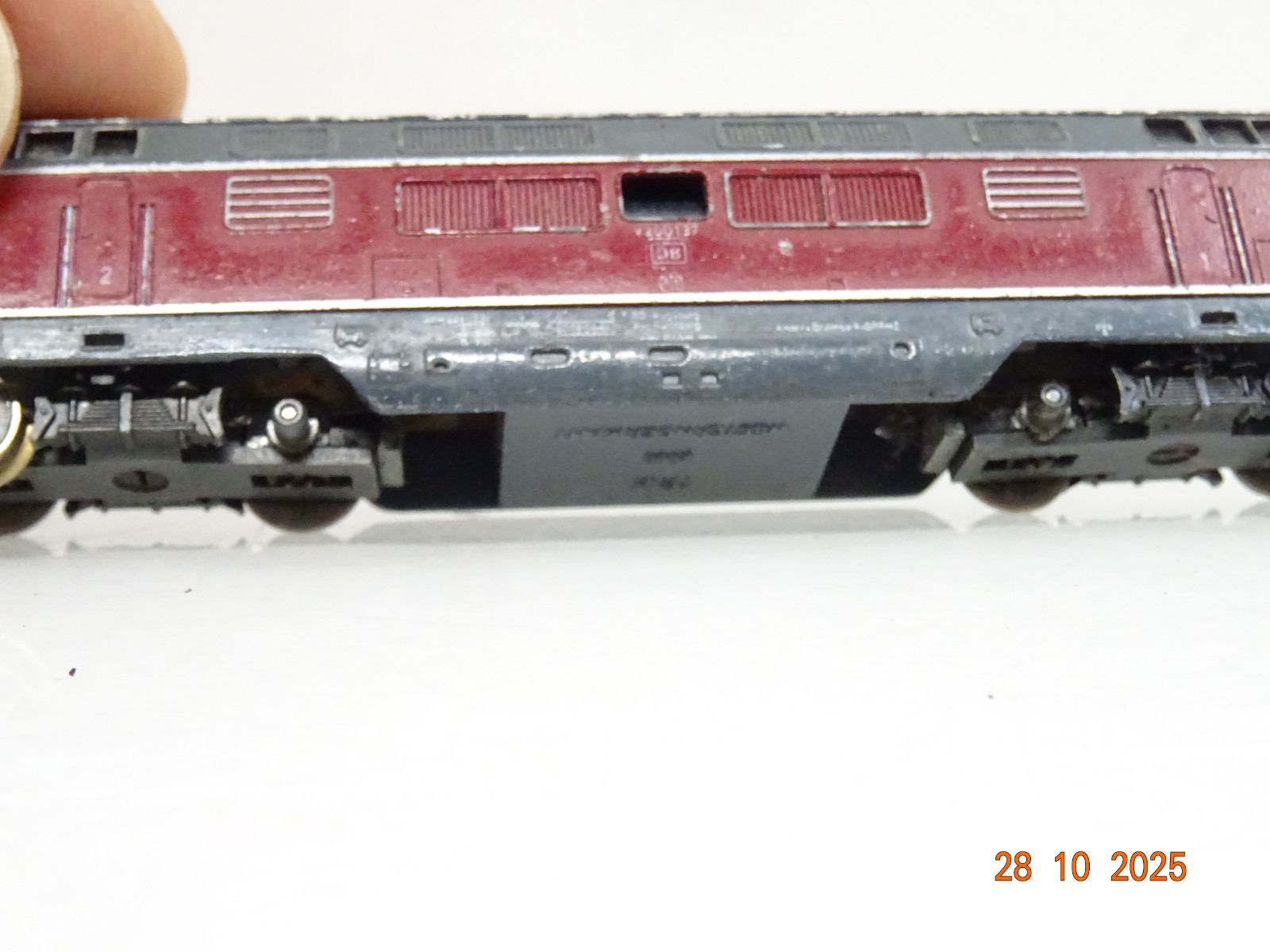 Minitrix N 2960 Diesellok V 200 137 der DB JL3887 o. – Bild 3