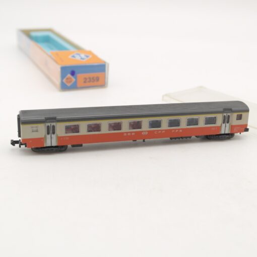 Minitrix N Personenwagen 1. Klasse der SBB CFF FFS in EVP RR2252
