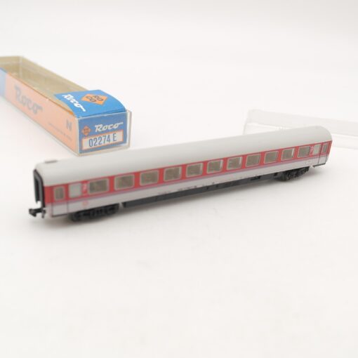 Minitrix N Personenwagen 2. Klasse 73 80 21-93005-1 der DB in EVP RR2136 – Bild 3