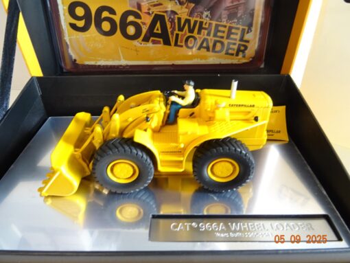 NZG 1:50 2449/11 Liebherr Radlader L 566 Wheel loader in OVP RR3251 – Bild 3