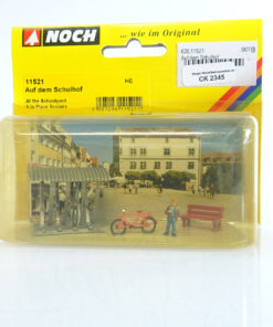Noch H0 11921 Auf dem Schulhof neuwertig in OVP CK2345