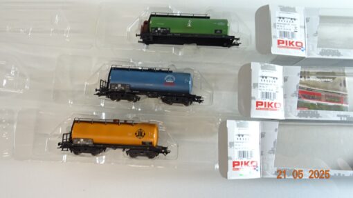 Piko H0 58322 A/B/C Kesselwagen-Set 3 tlg. der DR in OVP PR7862