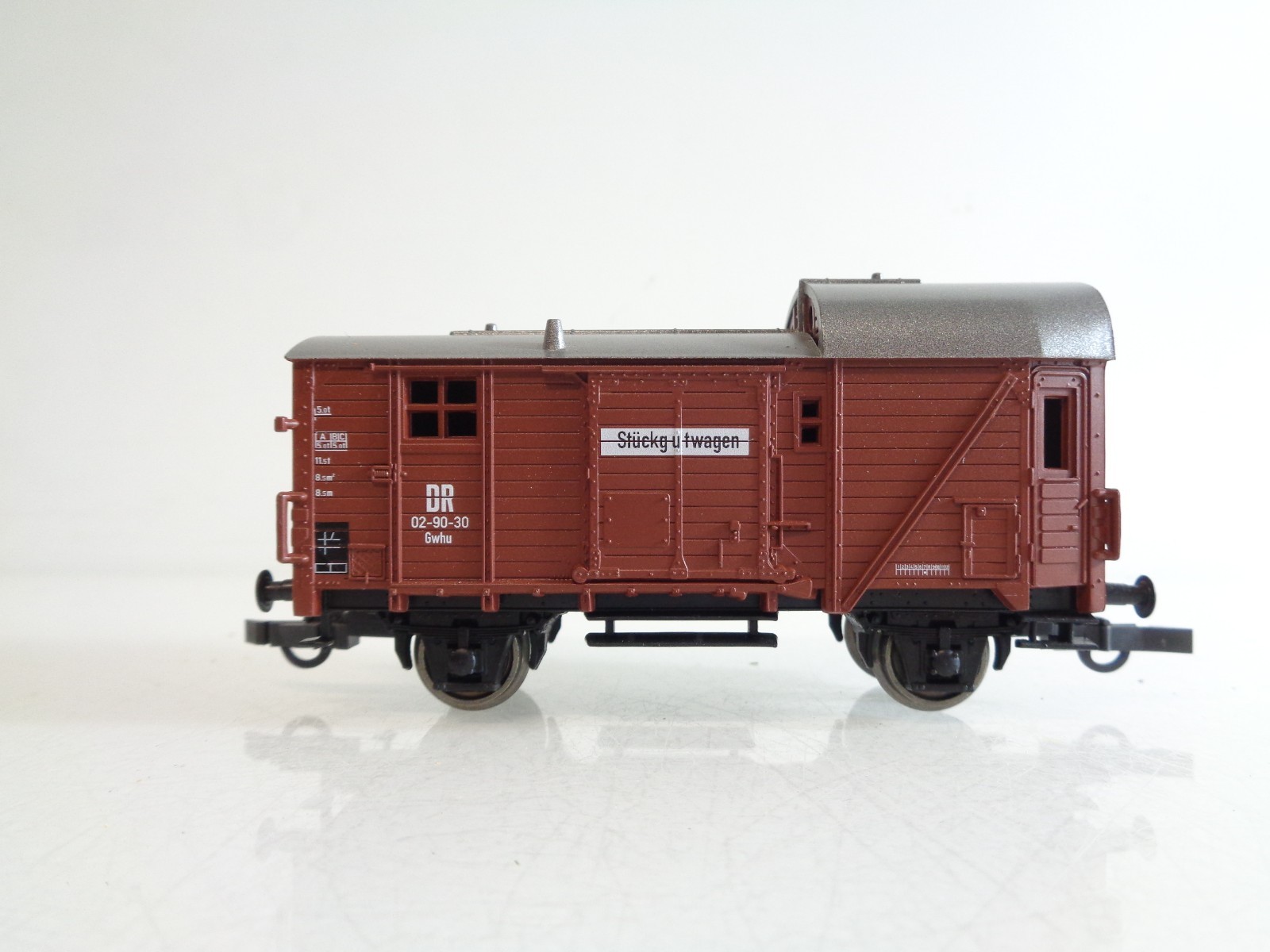 Piko H0 Stückgutwagen 02-90-30 der DR BH965 o.