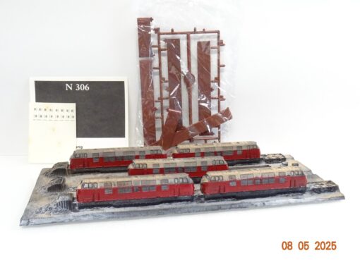 Pola HN 306 Szenorama Motiv abgestellte Dieselloks V 221  293x120mm in OVP JL606 – Bild 3
