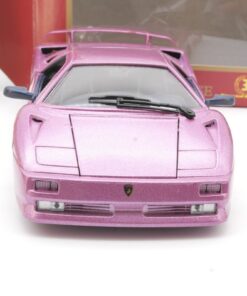 Premium Modell 1:24 Lamborghini SE 1993/1995 in OVP QR4631