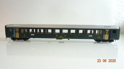 Roco H0 4238B Personenwagen 2. Kl. der BLS in OVP PR8626 – Bild 3