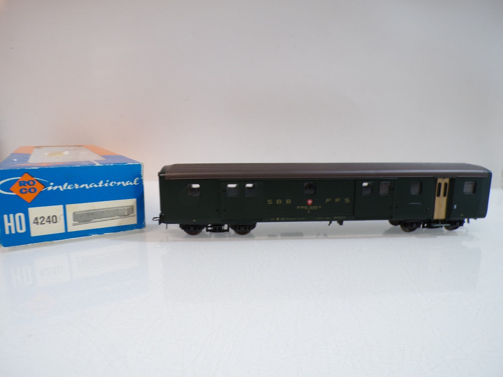 Roco H0 4240 Gepäckwagen der SBB in OVP BH1719