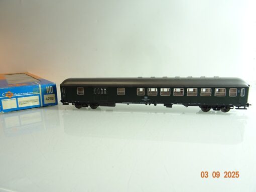 Roco H0 4298 Personenwagen 2.Kl. mit Gepäckabt. der DB mit Licht in OVP BH158