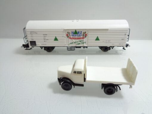 Roco H0 44077 AC gedeckter Güterwagen Harz Brauerei mit LKW der DB in OVP AR5391 – Bild 3