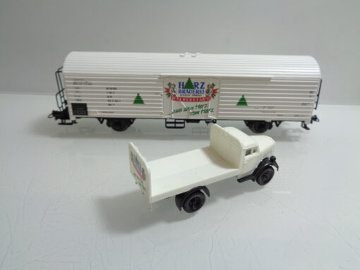 Roco H0 44077 AC gedeckter Güterwagen Harz Brauerei mit LKW der DB in OVP AR5391 – Bild 4