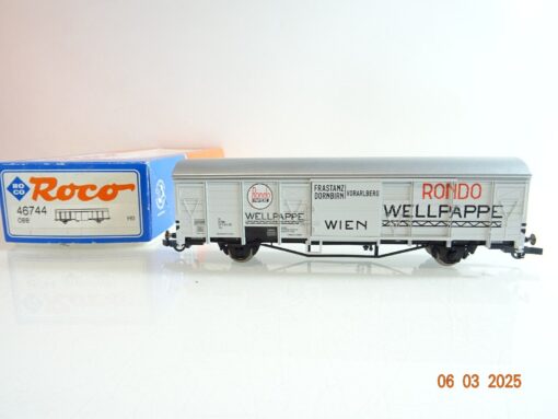 Roco H0 46744 gedeckter Güterwagen Rondo Wellpappe der ÖBB in OVP PR6357
