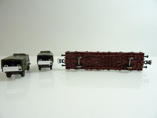 Roco H0 67764 Rungenwagen Ladung zwei Militär Unimog  in OVP PR1813 – Bild 4