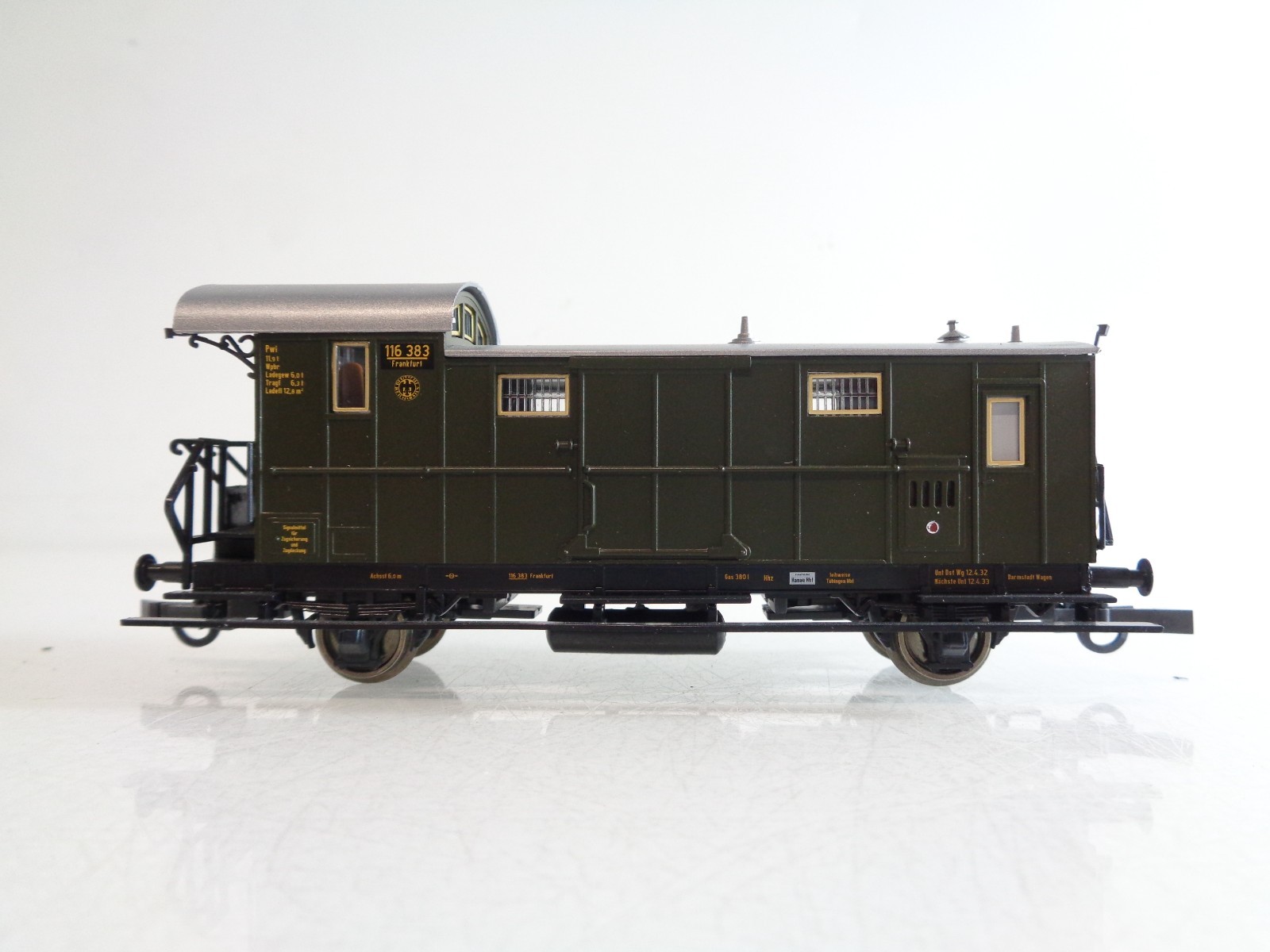 Roco H0 Gepäckwagen 116 383 Frankfurt der DRG BH979 o. – Bild 3