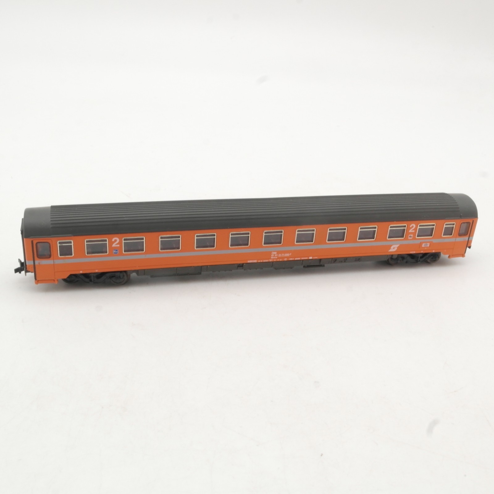 Roco N Personenwagen 2. Klasse 61 81 21-71 000-7 der ÖBB RR4743 o. – Bild 3