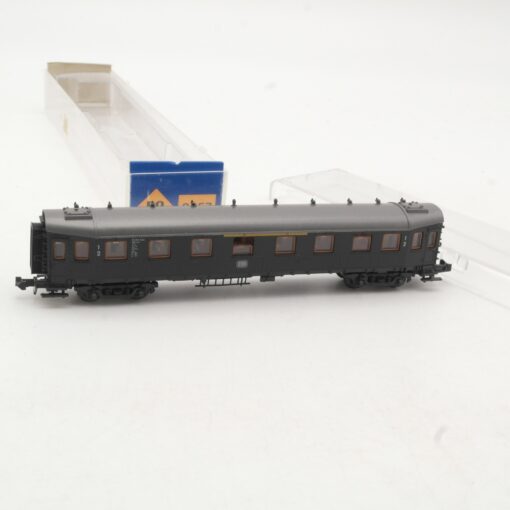 Roco N Schnellzugwagen Hechtwagen 1./2 .Klasse der DB in EVP RR507 – Bild 3