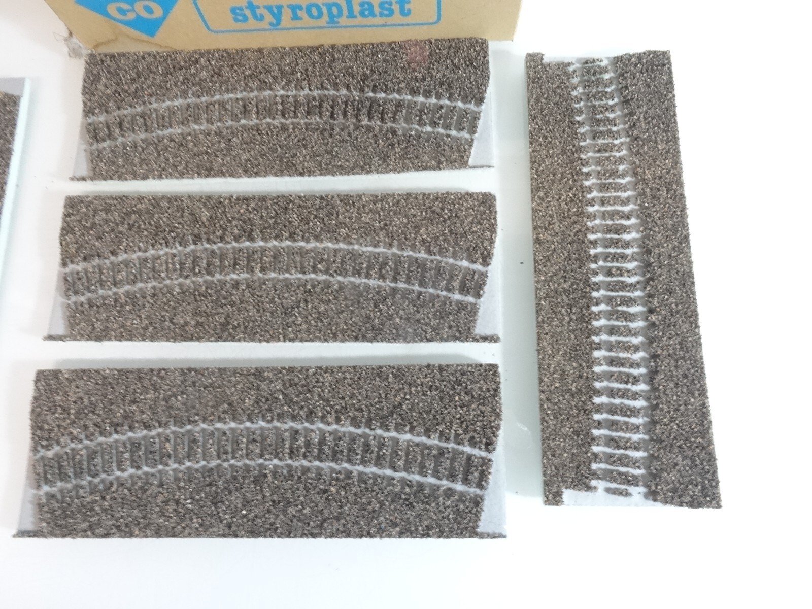 Roco Styroplast H0 5-04430 S Gleisbettung gebogen 5 Stück in OVP QR6313 – Bild 4
