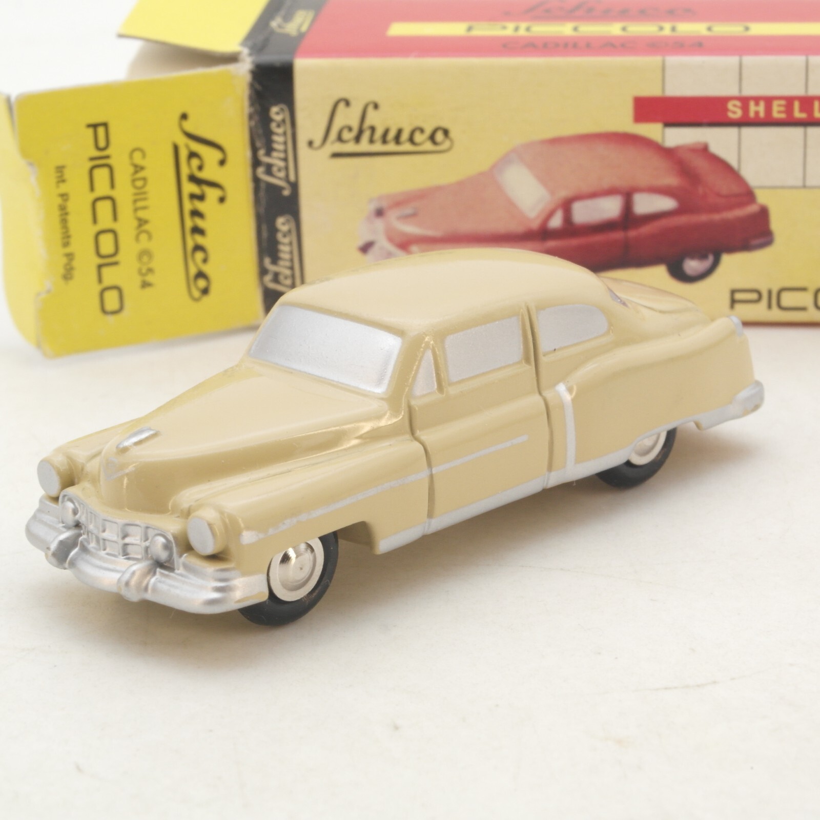 Schuco Piccolo 1:90 Cadillac 54 in OVP RG7905