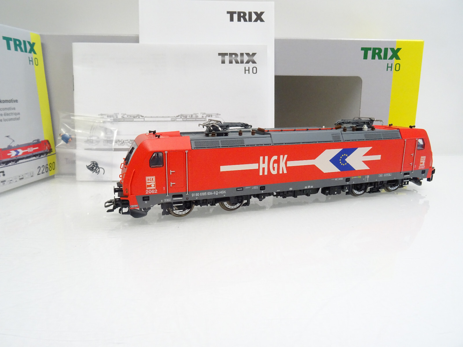 Trix H0 22680 E-Lok F 140 AC 2 der HGK mit DSS in OVP LE3864