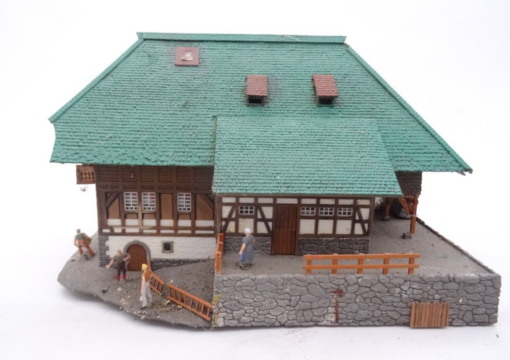 Unbekannt H0 Schwarzwaldhof ca. 23 x 19 cm aus Rückbau, s. Bilder QR9857 o.