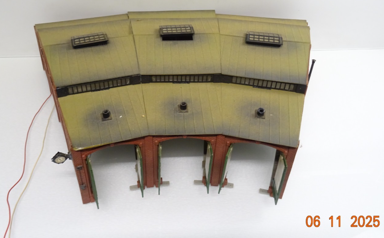 Vollmer H0 5754 Ringlokschuppen 3 ständig aus Anlagenrückbau s. Foto PK2043 o.