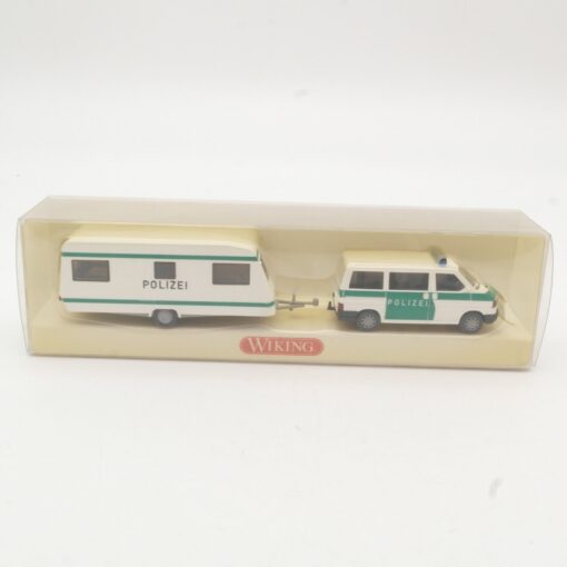 Wiking 1:87 104 16 35 VW Caravelle mit Wohnwagen Polizei in OVP QR6645