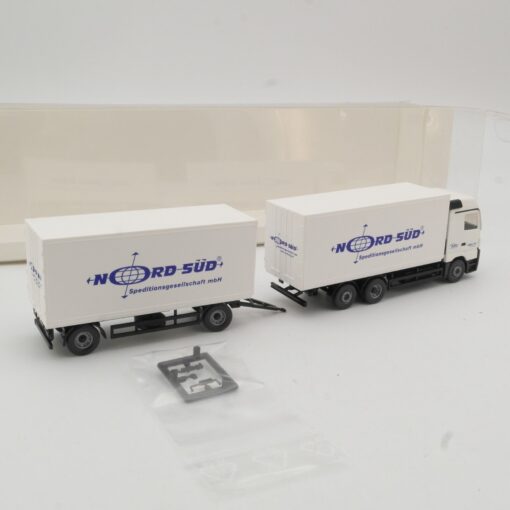 Wiking 1:87 599052 MB Actros Festkoffer-Lastzug Nord Süd in OVP QR6171 – Bild 3