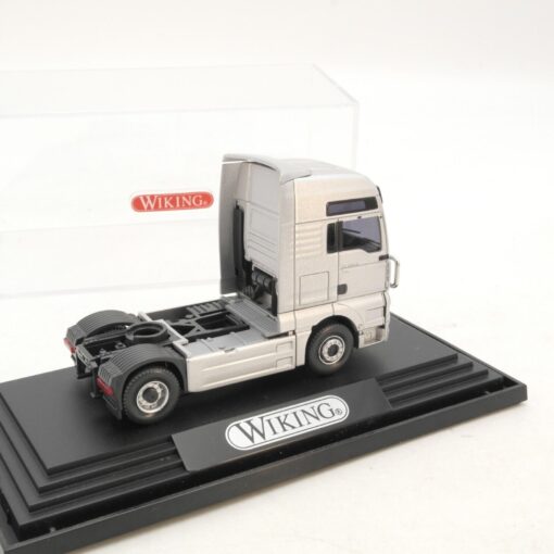 Wiking 1:87 MAN Solo-Zugmaschine metallic in PC Box RG4702 – Bild 3