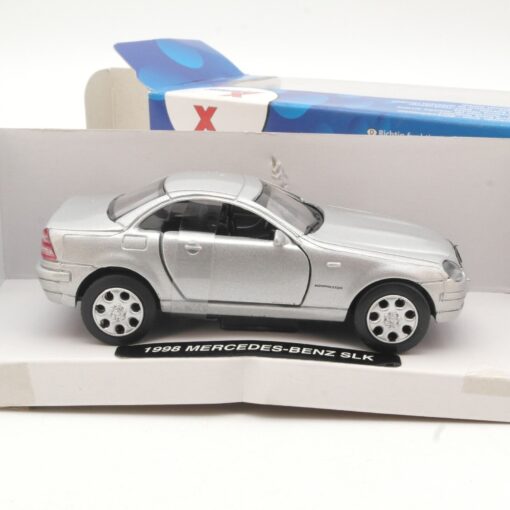XToys 1:32 1998 Mercedes Benz SLK mit Rückziehmotor in OVP QR7123