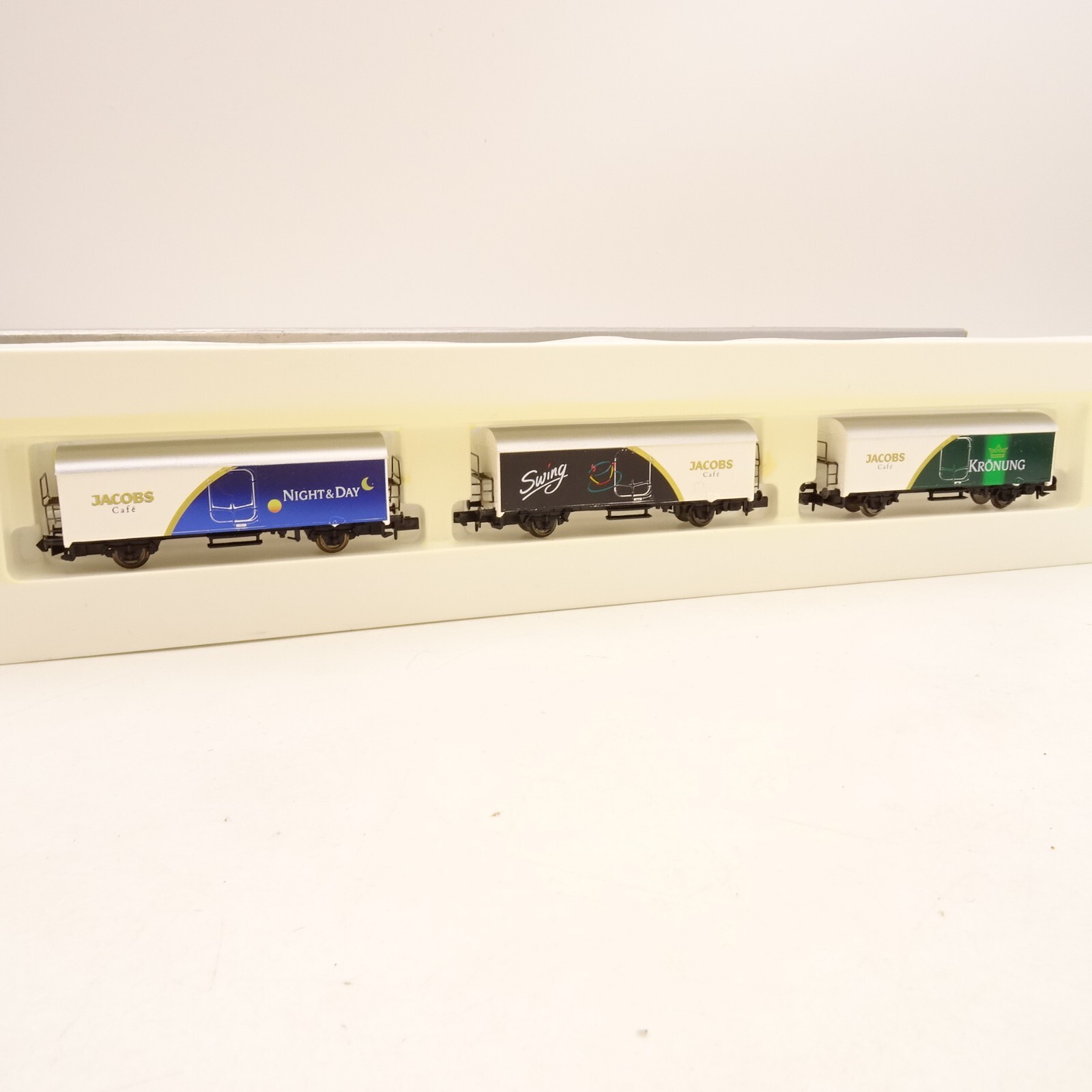Arnold N 0218 Güterwagen Set Jakobs Café limitiert in OVP QR432 – Bild 4