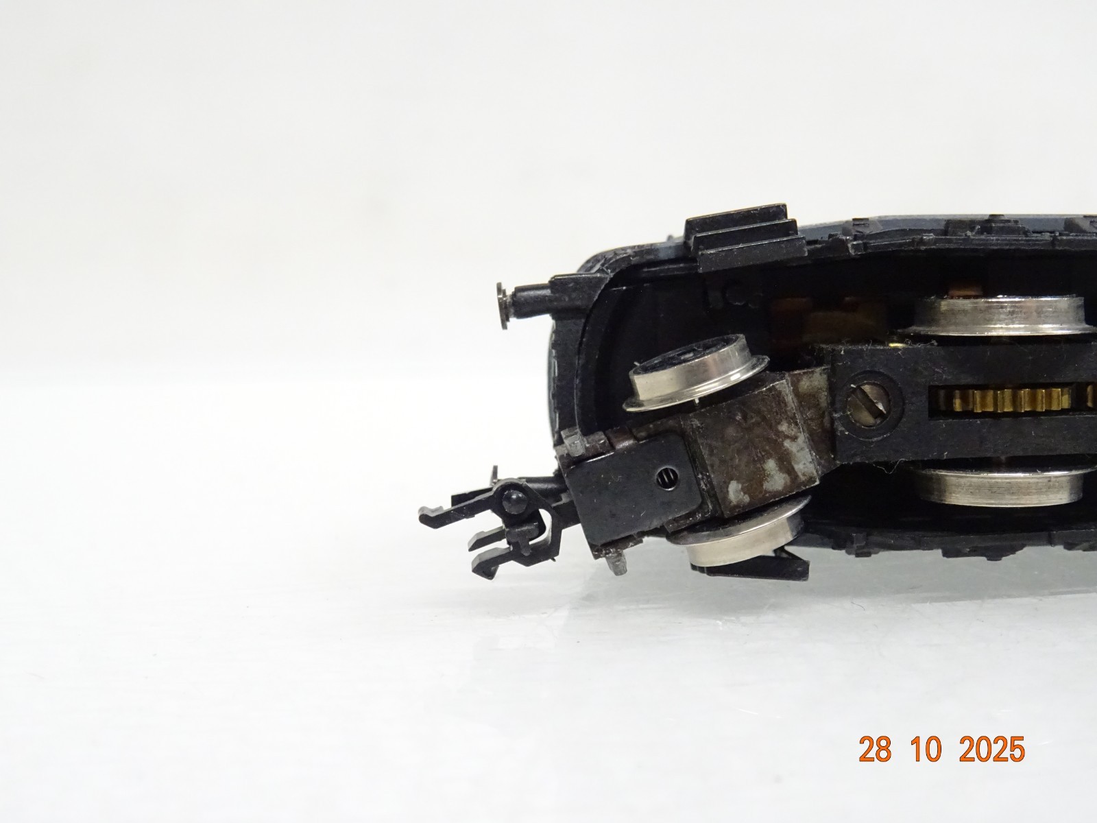 Arnold N 2453 E-Lok E 18 08 der DR JL3898 o. – Bild 5