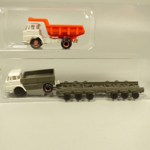 Arnold Spur N 1:160 Set mit 2 LKW Modellen und Straßenroller in EVP EX6151