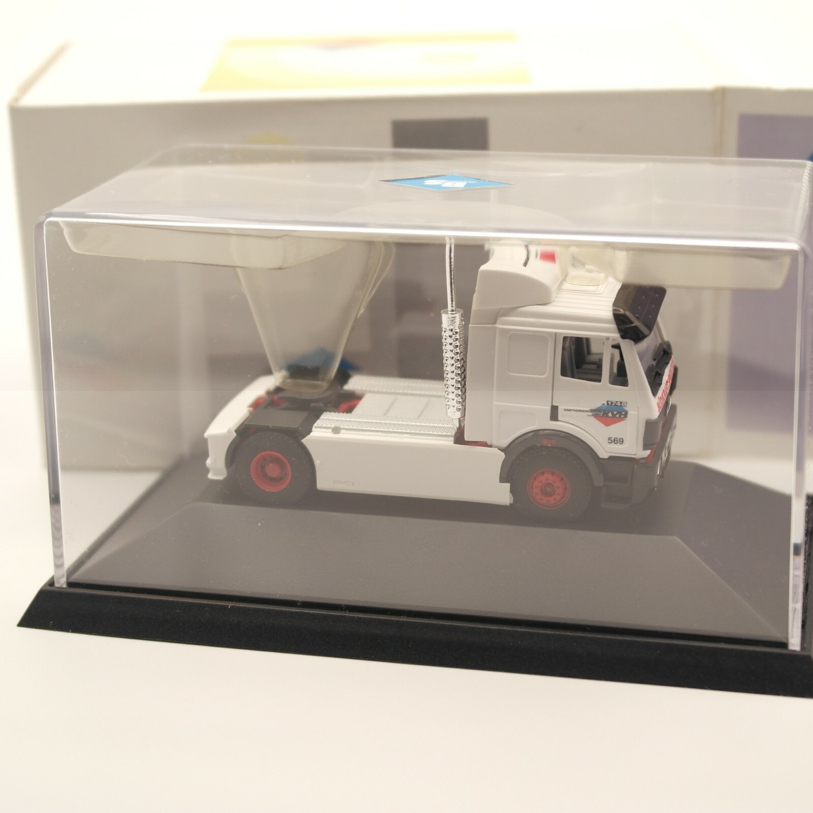 B&S 1:87 Mercedes Benz 1748 Solozugmaschine Intermodell ´93 in OVP ER3244