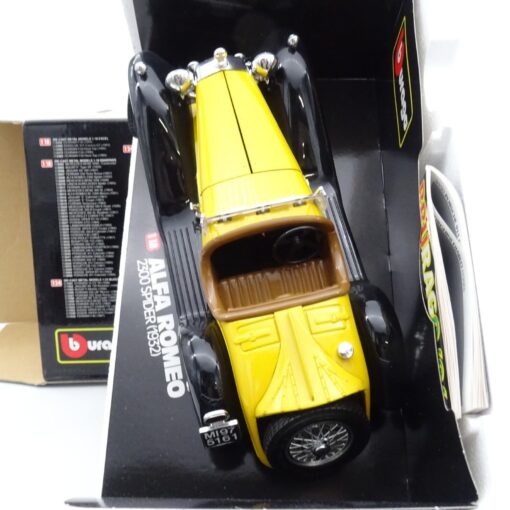 Bburago / Burago 1:18 3008 Alfa Romeo 2300 Spider (1932) gelb in OVP EX6521 – Bild 4