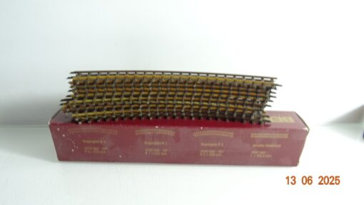 Bemo H0 H0e 4230 gebogenes Gleis R. 330 10 Stück siehe Foto in OVP CK8896