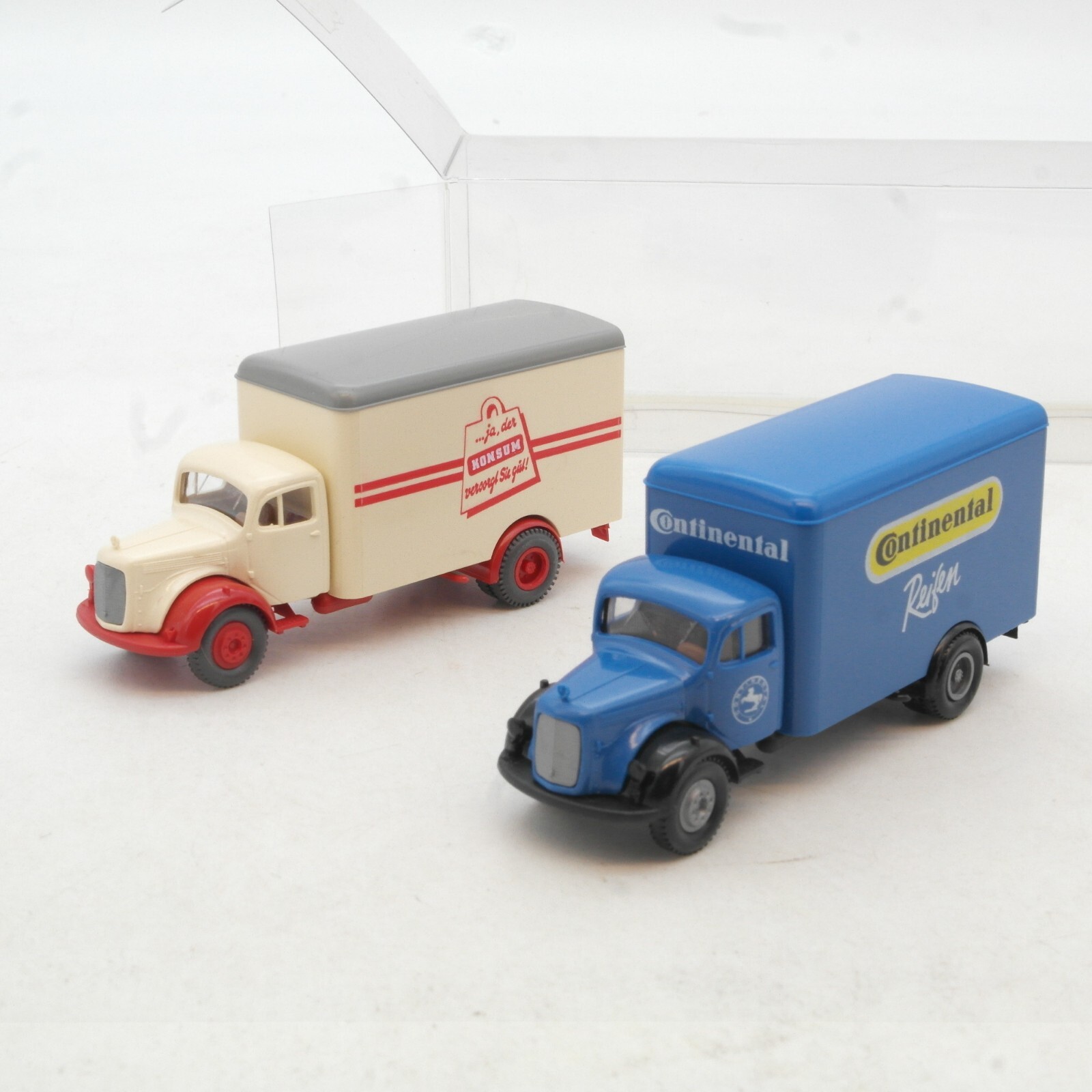 Brekina 1:87 2 Stück MB 311 Koffer LKW Continental + Konsum in EVP RG1877