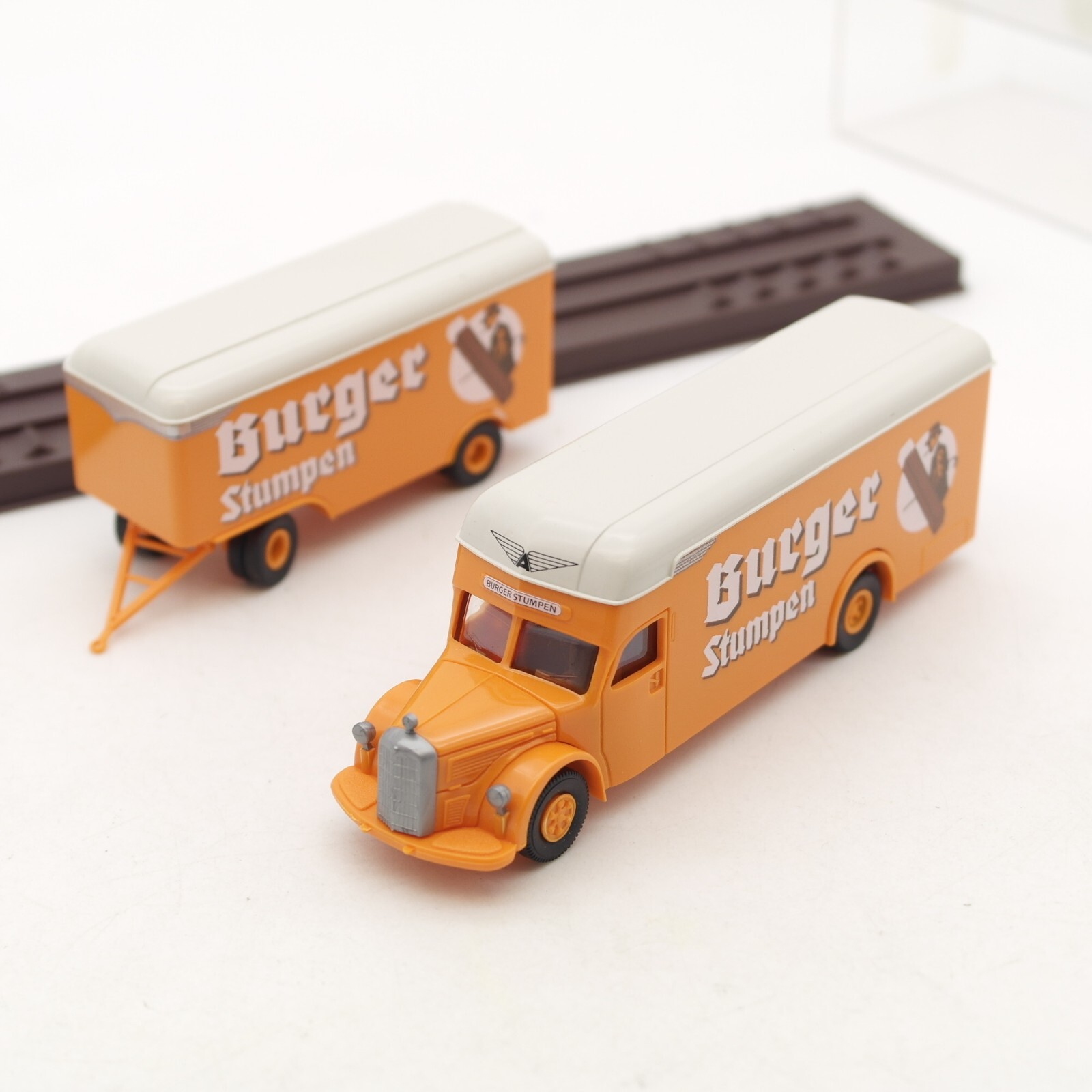 Brekina 1:87 5517 MB Oldtimer LKW Burger Stumpen in OVP RA7886