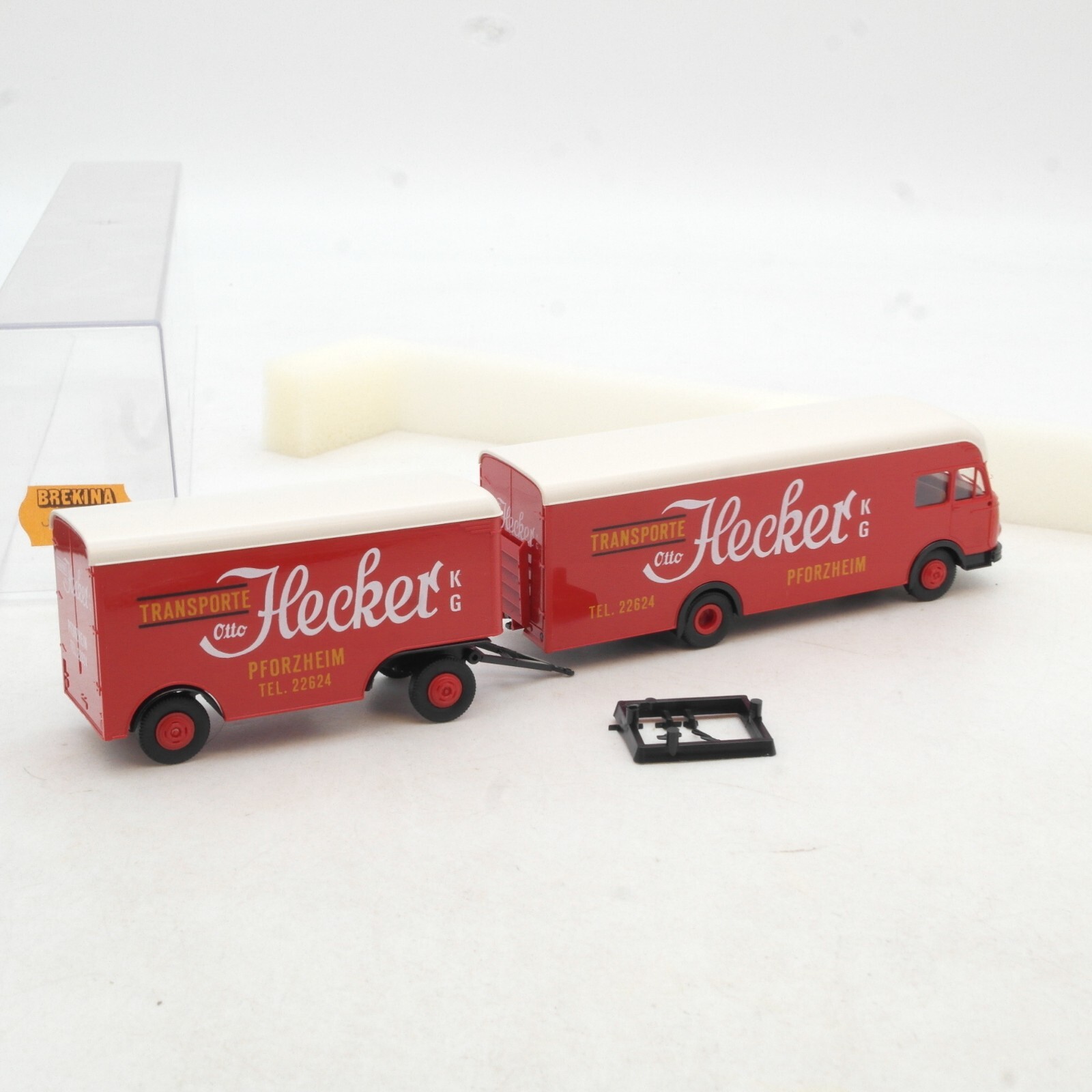 Brekina 1:87  57804 Büssing Hängerzug Otto Hecker Transporte in OVP RG836 – Bild 3
