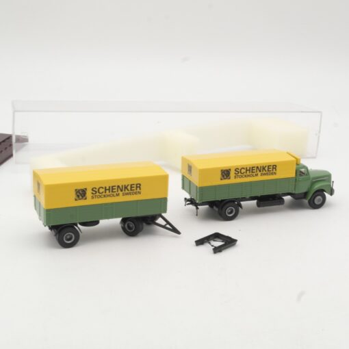 Brekina 1:87 85001 Scania Hängerzug Pritsche/Plane Schenker in OVP RR1113 – Bild 3