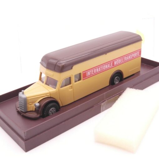 Brekina 1:87 Mercedes Möbel LKW Internationale Möbeltransporte in OVP RT8919