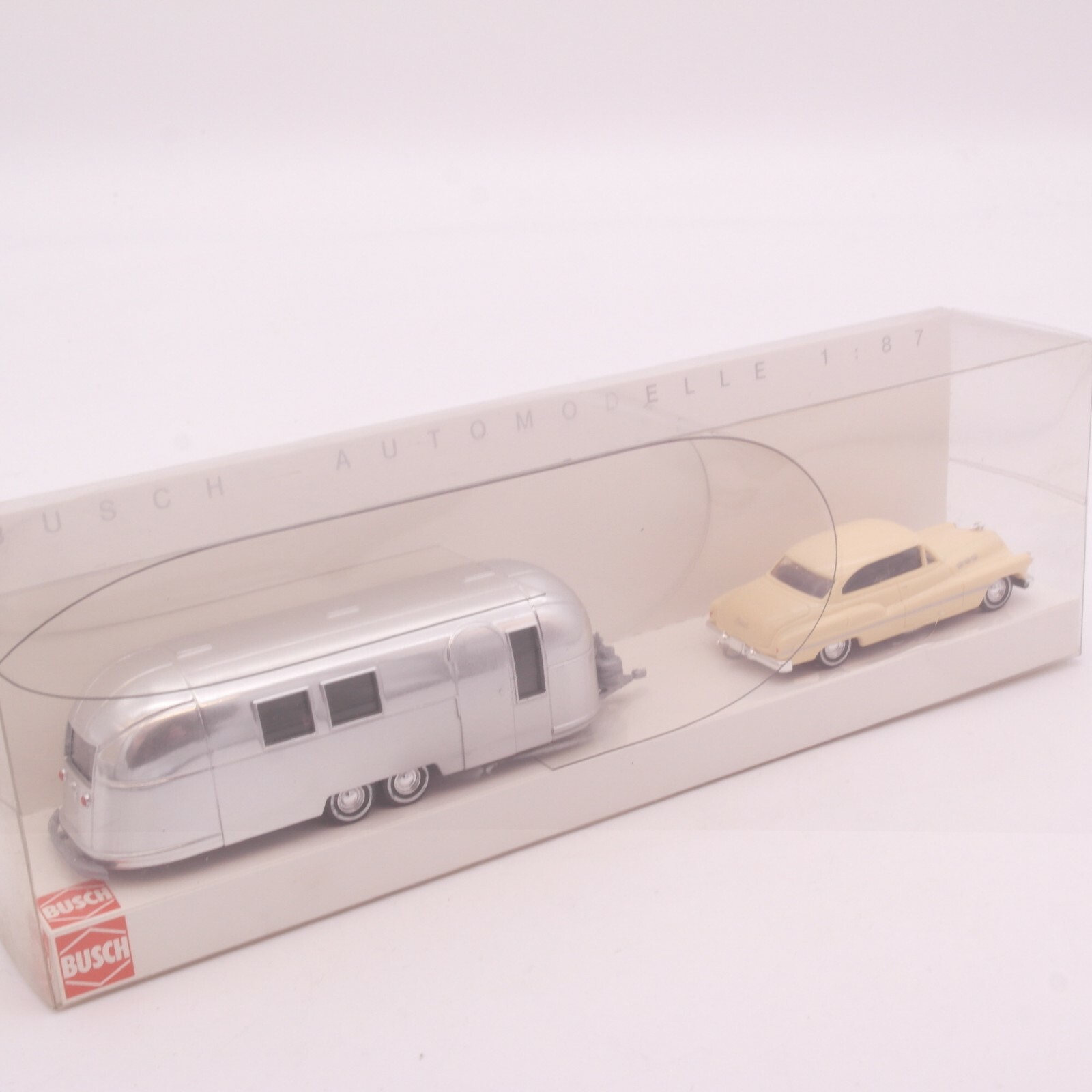 Busch 1:87 Buick mit Wohnwagen neuwertig in OVP RT5331 – Bild 3